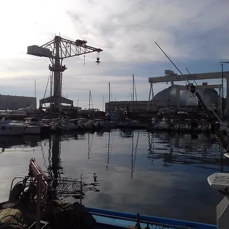 Le Cytharis Apartman La Ciotat